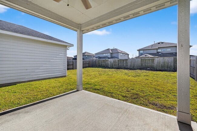 Building Photo - 18619 Greenwood Mdw Trl