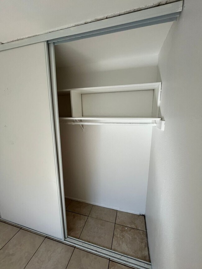 Building Photo - Beechtree 12849-51