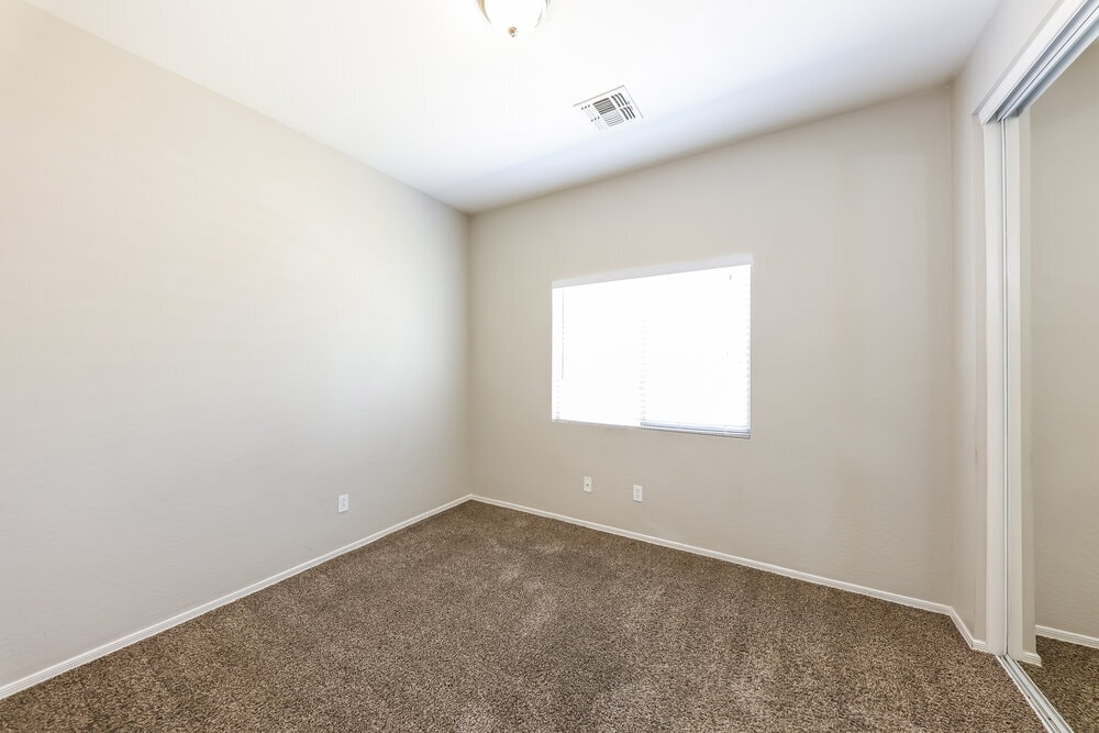 Building Photo - 5438 W Pollack St