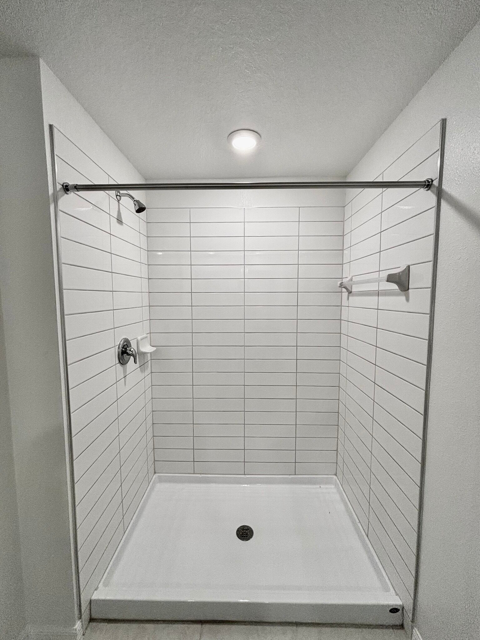 Building Photo - 11237 Linden Depot Rd