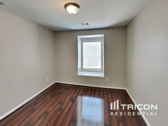 Building Photo - 18418 Westgate Springs Ln