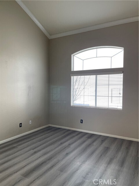 Building Photo - 11395 Sherwood Dr