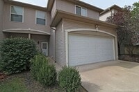 Building Photo - Brookshire 1315/1317