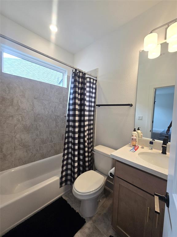 Building Photo - 124 Ribera Dr