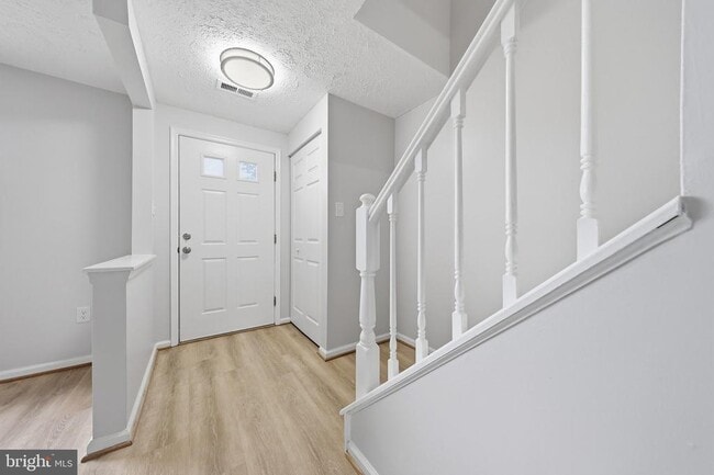 Building Photo - 6711 Kernel Ct
