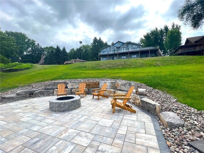 Building Photo - 6776 Ann Lee Dr