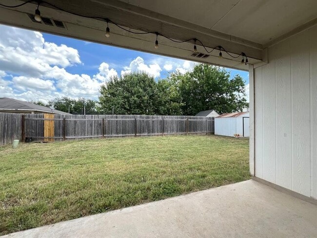 Building Photo - 209 Katy B Ln