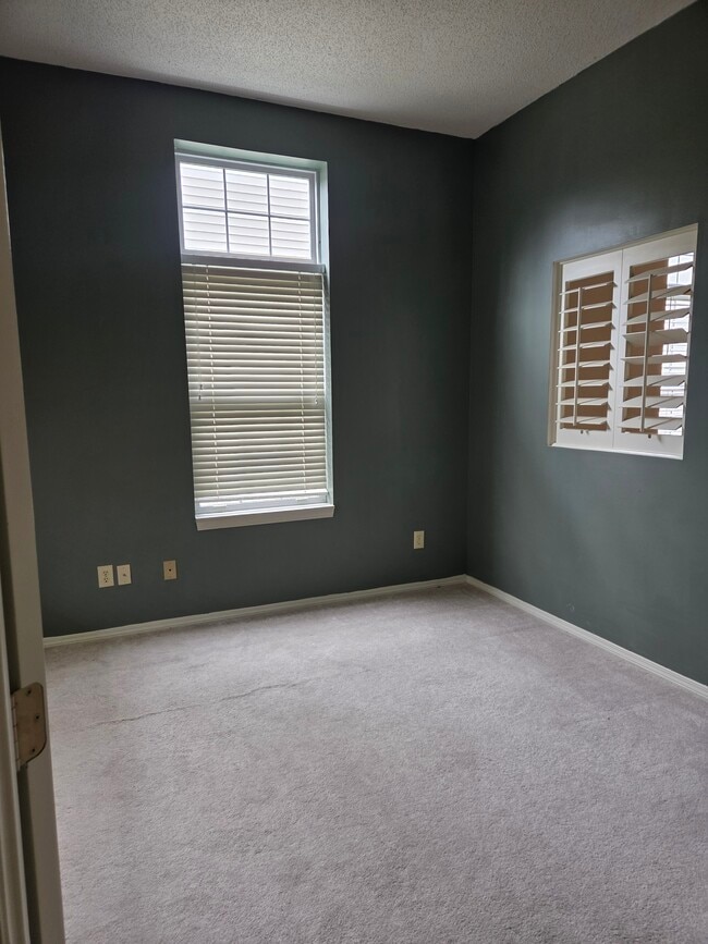 Den/Study - 2120 S Azalea Ln