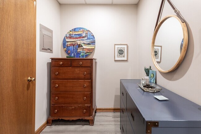 Building Photo - 265 North St