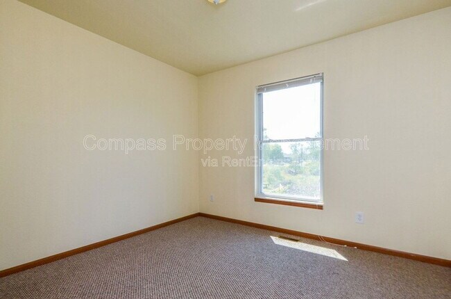 Building Photo - 10939 64th Ave