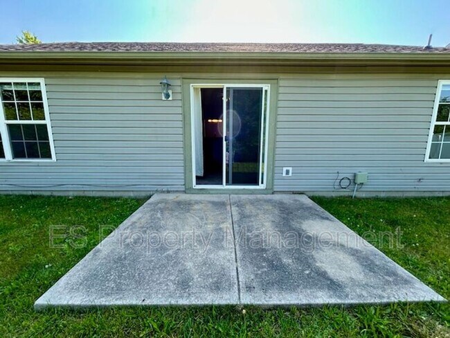 Building Photo - 7822 Crooked Meadows Dr