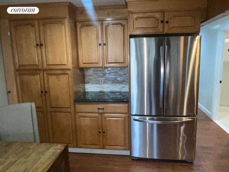 Building Photo - 332 Locust St