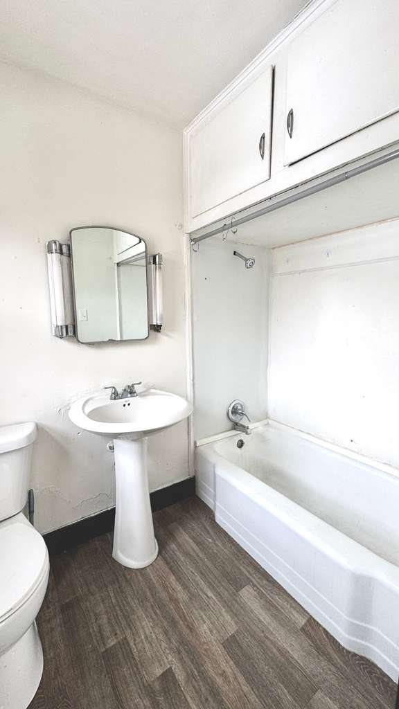 Building Photo - 2234 Fairview St