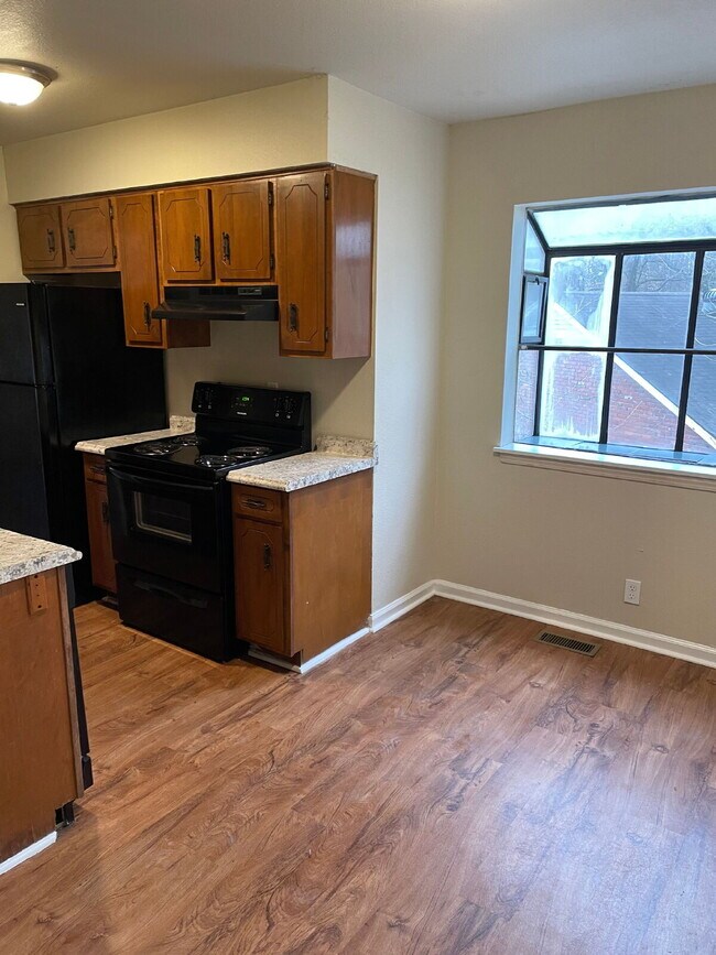 Building Photo - 1508 Smoot Dr