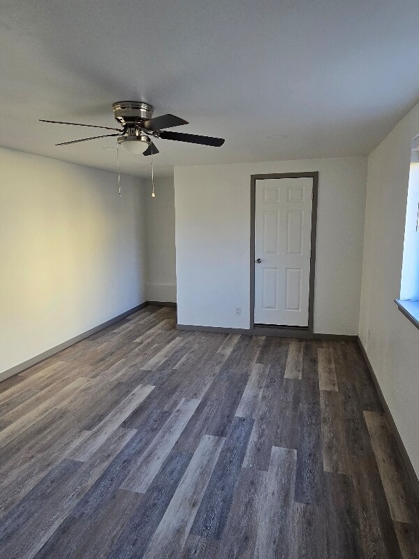 Building Photo - 2020 Mesa Ave