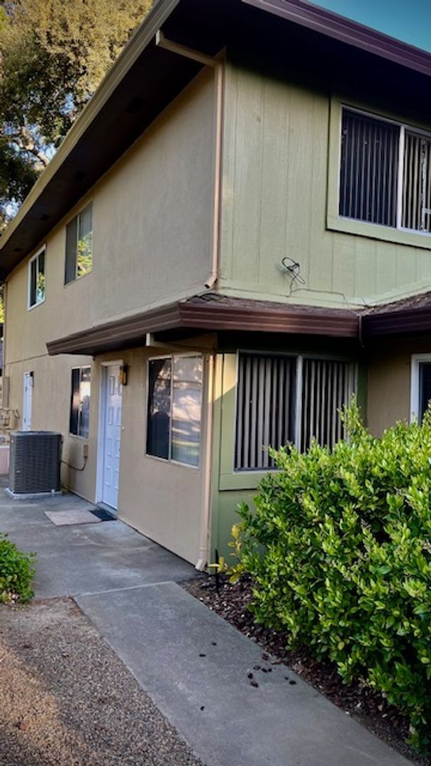 Primary Photo - North Davis condo