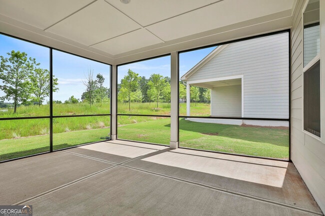 Building Photo - 15 Club Cresswind Dr