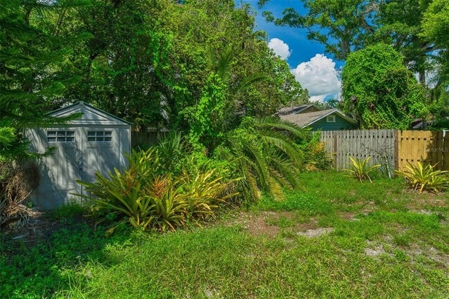 Building Photo - 3315 W Empedrado St