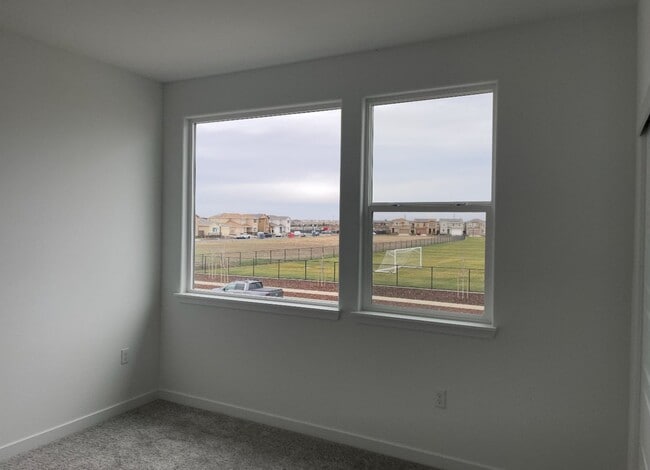 Building Photo - Beautiful Northlake 4 BED 3.5 BATH