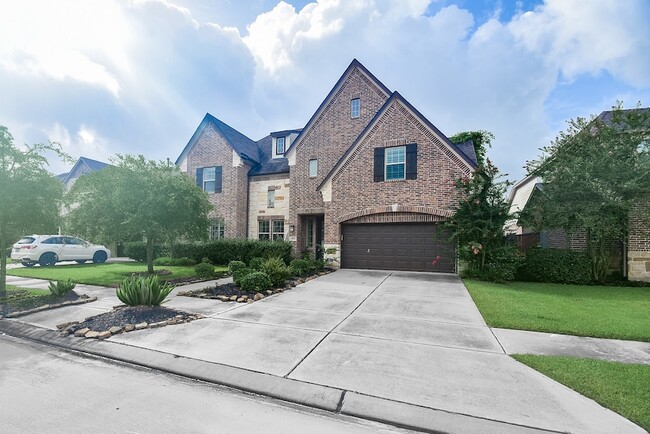 Building Photo - 10106 Cypress Path