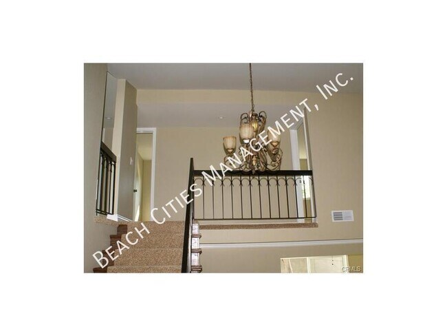 Building Photo - 6220 Ronald Dr