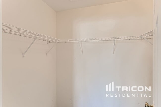 Building Photo - 12214 Magnolia Ct