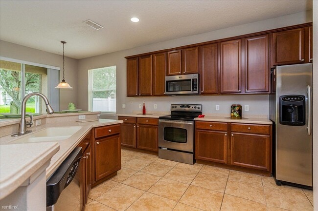 Building Photo - 4 br, 2.5 bath House - 1709 Madison Ivy Ci...