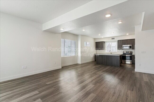 Building Photo - 2342 Leigh Ln