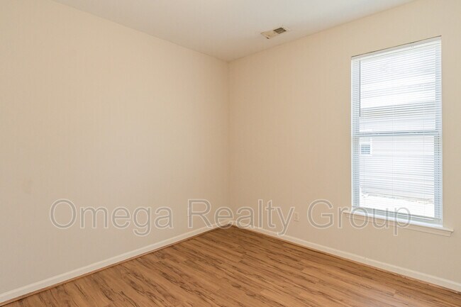 Building Photo - 1020 Washington Dr