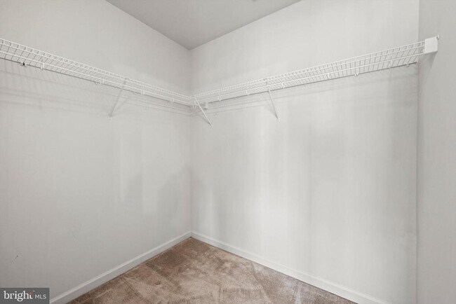 Building Photo - 32 Healey Ct