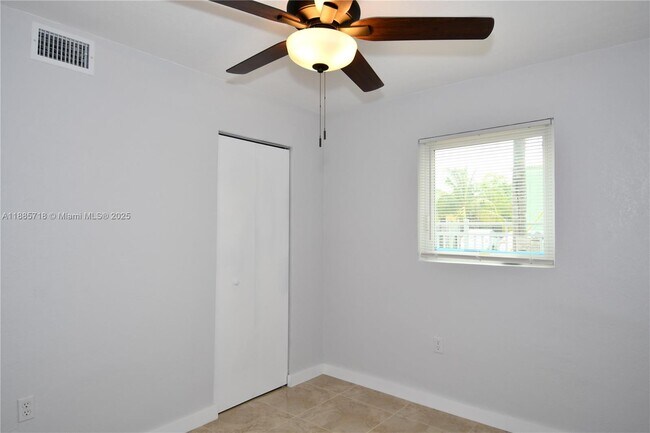 Building Photo - 1398 NW 61st St