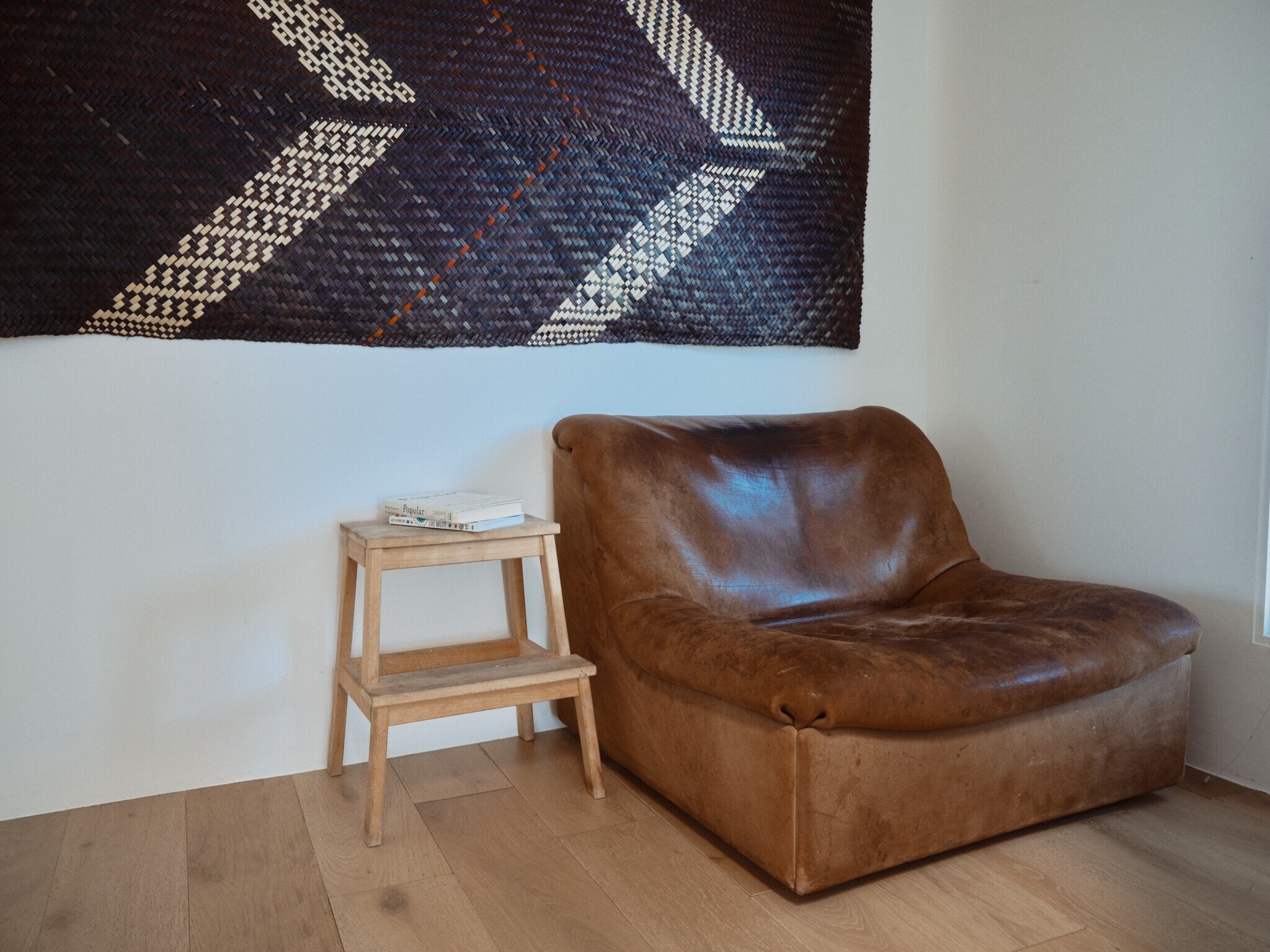 reading nook - 21960 Cereza Way