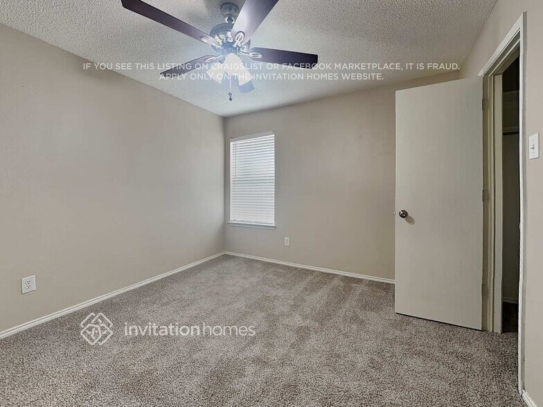 Building Photo - 8004 Mourning Dove Dr