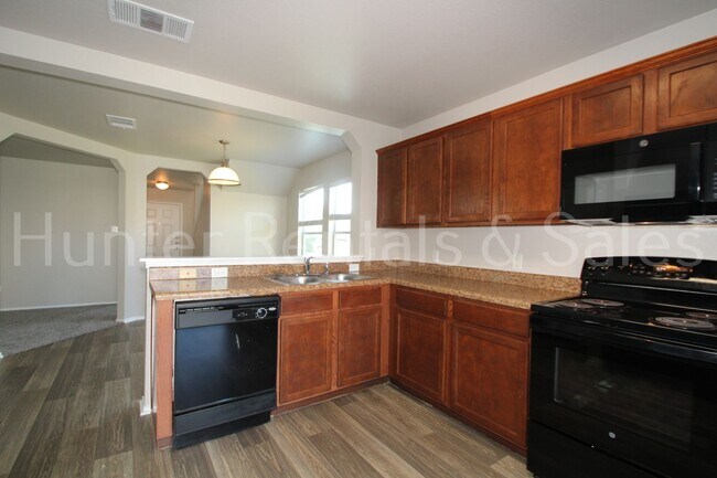 Building Photo - Gorgeous Two-Story Dream Home!