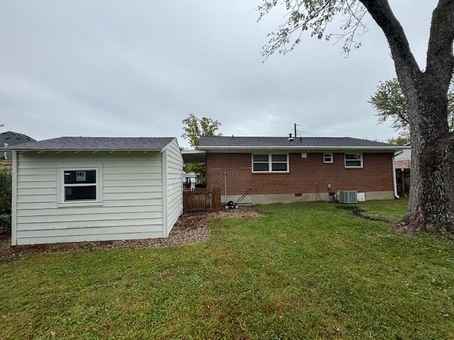 rear view - 9800 Chambers Ct