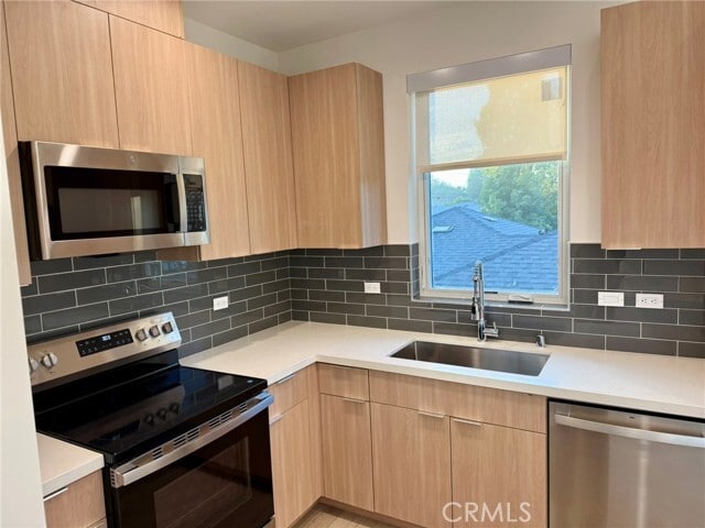 Building Photo - 17816 Bullock St