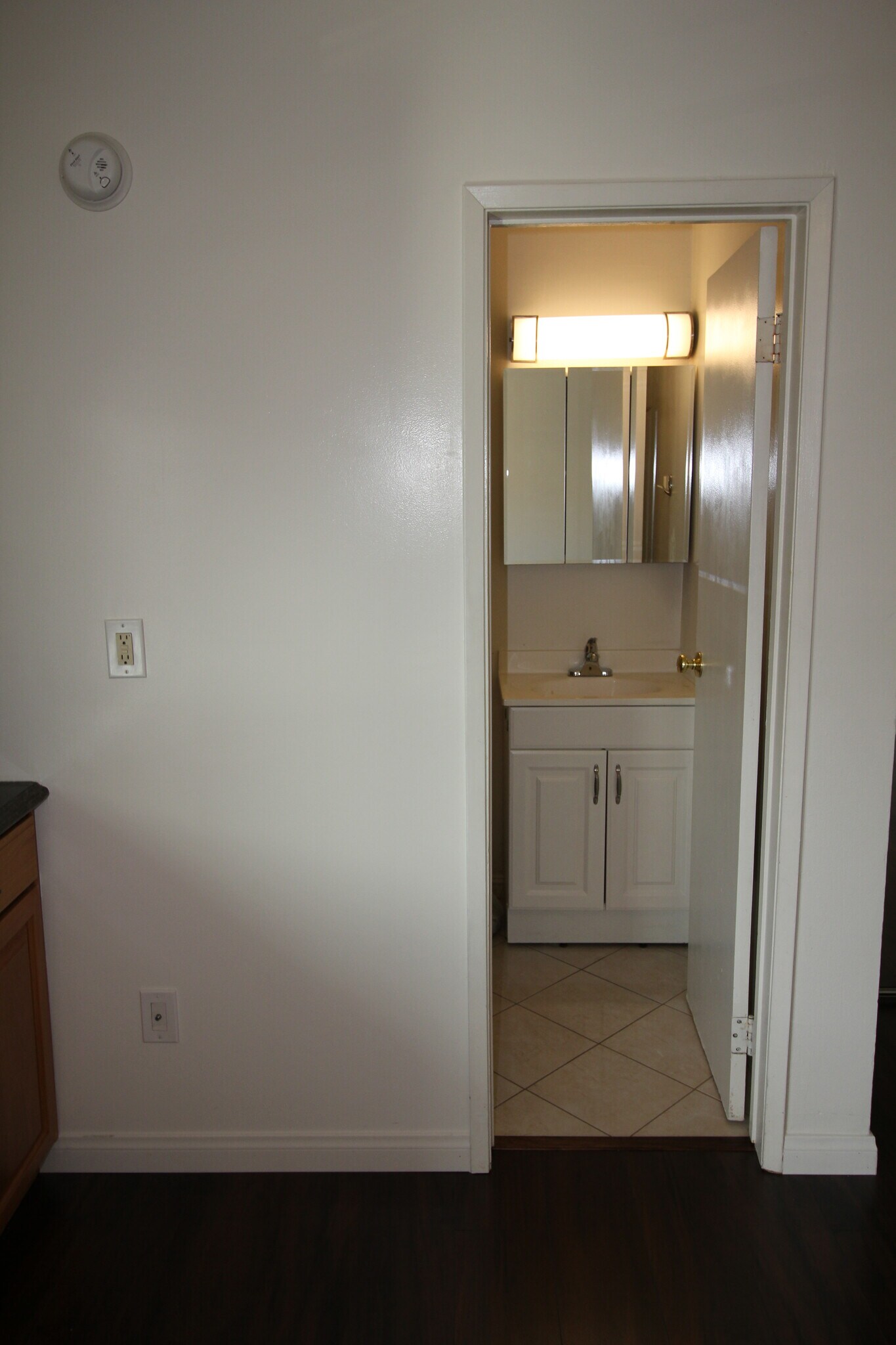 Bathroom - 2010 Pacific Ave