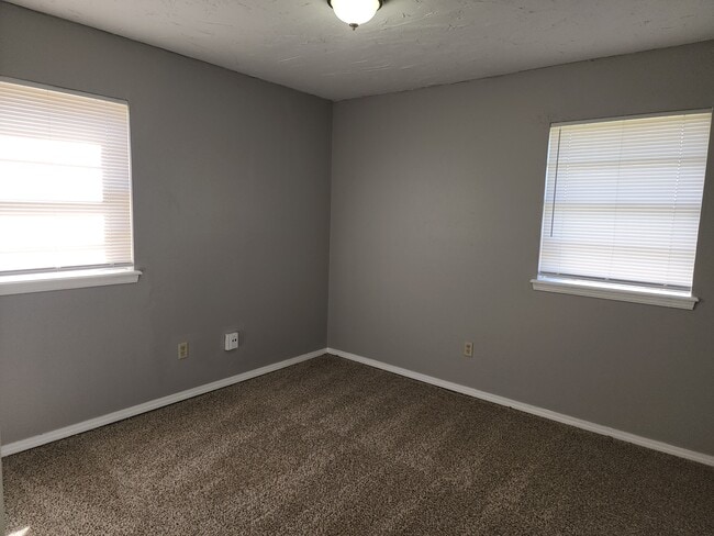 Building Photo - 4113 Bonaparte Blvd