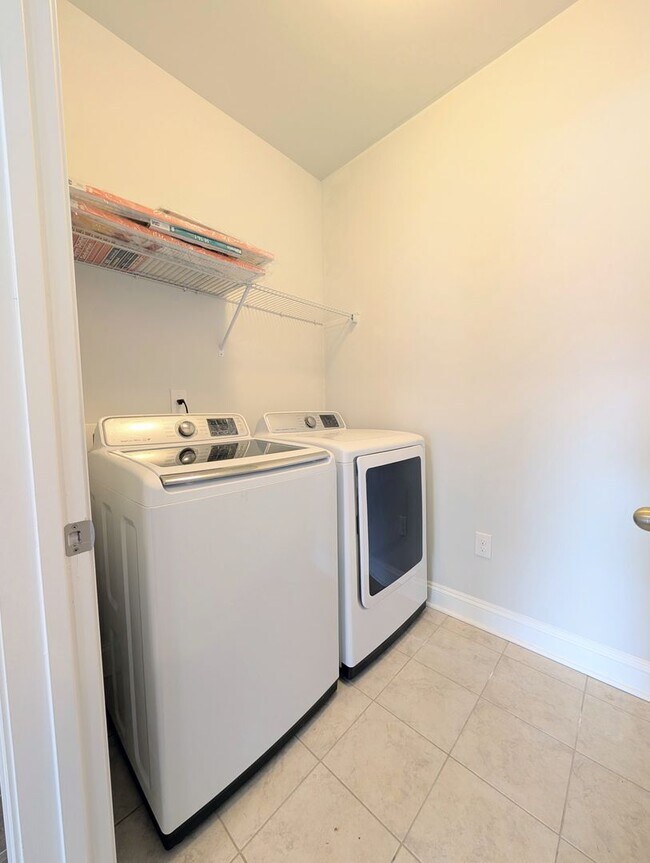 Building Photo - Cozy, Move-In Ready Home — North Myrtle Beach