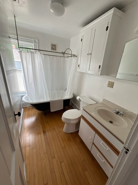 Bathroom - 421 Central Ave