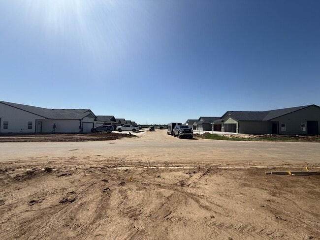 Building Photo - 2000 N Reece Ct