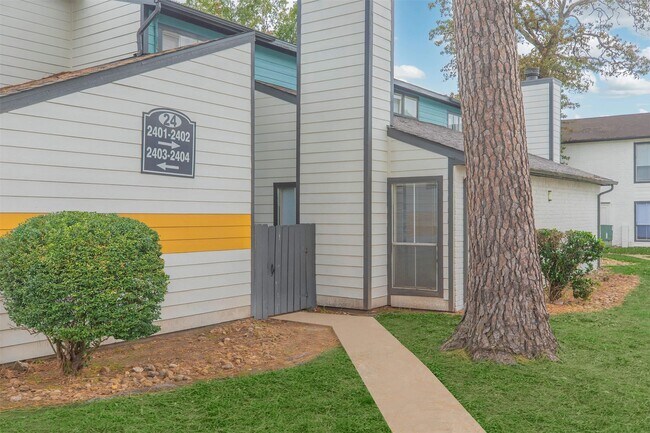 Building Photo - 21717 Inverness Forest Blvd