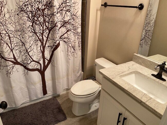 Building Photo - Craftsman Inspired 3 Bed/ 2.5 Bath Home in Cleveland Park, Fenced Yard, Pet Friendly, Screened Po...