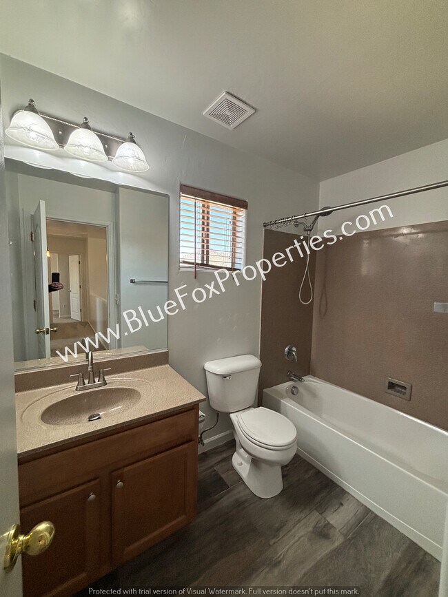 Building Photo - 8918 N Misty Brook Dr