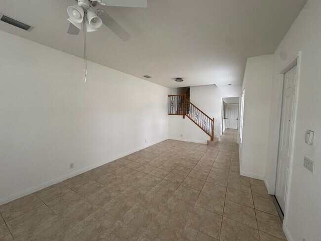 Building Photo - 8209 NW 8th Way