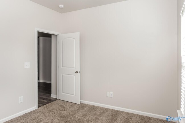 Building Photo - 14853 Norfleet Dr