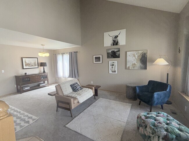 Building Photo - 1427 Painted Desert Ct