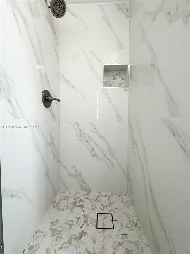 Building Photo - 6174 W 14th Ave