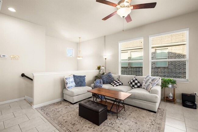 Building Photo - 18101 Pomelo Ln