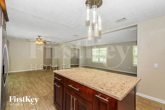 Building Photo - 1270 Arbor Cir